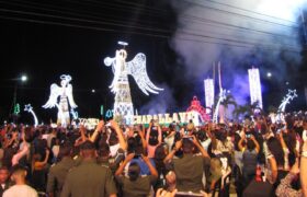 Más de 30 mil tuyeros disfrutaron el tercer encendido de la Navidad en Charallave