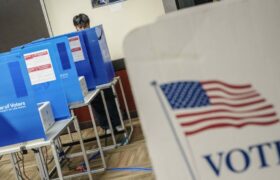 Llegan los primeros resultados de las presidenciales en EE.UU.
