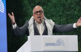 Rodríguez: El fascismo es una enfermedad social que pone en riesgo la existencia del planeta