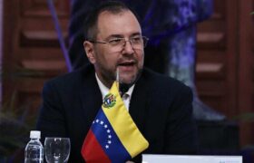Canciller Gil responde a Blinken sobre elecciones del 28-jul: “Del único lugar que no se vuelve es del ridículo”
