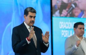 Presidente Maduro participó en oración de acción de gracias y abogó por la paz de Venezuela