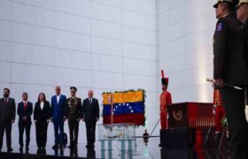 Gobierno Bolivariano y Alto Mando Militar conmemoraron Bicentenario de la Batalla de Ayacucho