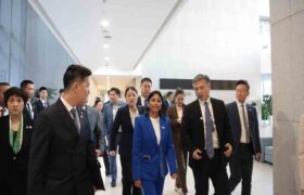 Vicepresidenta Delcy Rodríguez visita empresa Kingdee en Shenzhen