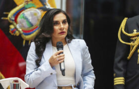 Acusan al Gobierno de Ecuador de dar un «golpe de Estado»