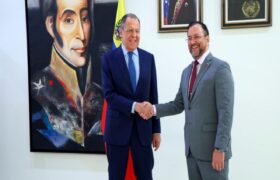 Canciller Gil evalúa planes de cooperación mutua con su homólogo ruso