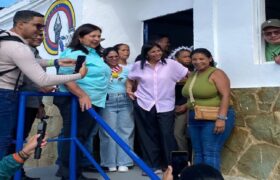 Vicepresidenta Delcy Rodríguez recorre primer Módulo de Paz