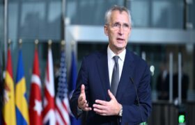 Stoltenberg propone la «cesión temporal» de territorios por parte de Ucrania