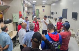 Ministro supervisa alcances de mantenimiento en Planta Tacoa
