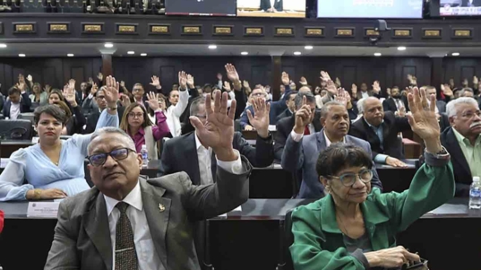 aprueban-mayoria-calificada-discusion-proyecto-ley-presupuesto