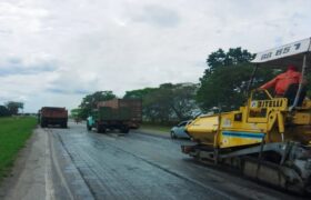 Colocan dos mil toneladas de asfalto en calles de municipio Guanipa de Anzoátegui