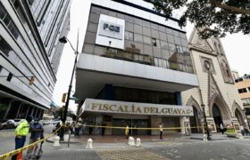 Declaran tres días de luto por la muerte de cuatro menores en Ecuador