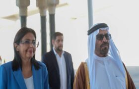 Vicepresidenta Rodríguez expandirá cooperación con Emiratos Árabes Unidos