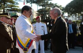 Jefe de Estado entregó “Orden Victoria de Ayacucho” a 21 funcionarios sancionados por Estados Unidos