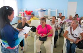 Entregaron en Charallave primeras prótesis mediante Plan Miranda Sonríe