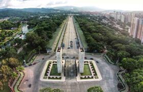 Alcaldesa de Caracas supervisó mantenimiento del Paseo los Próceres