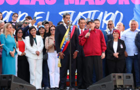 Mas de 125 delegaciones internacionales acompañaron juramentación del presidente Maduro