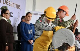 Sheinbaum pone en marcha un programa de desarme voluntario en México