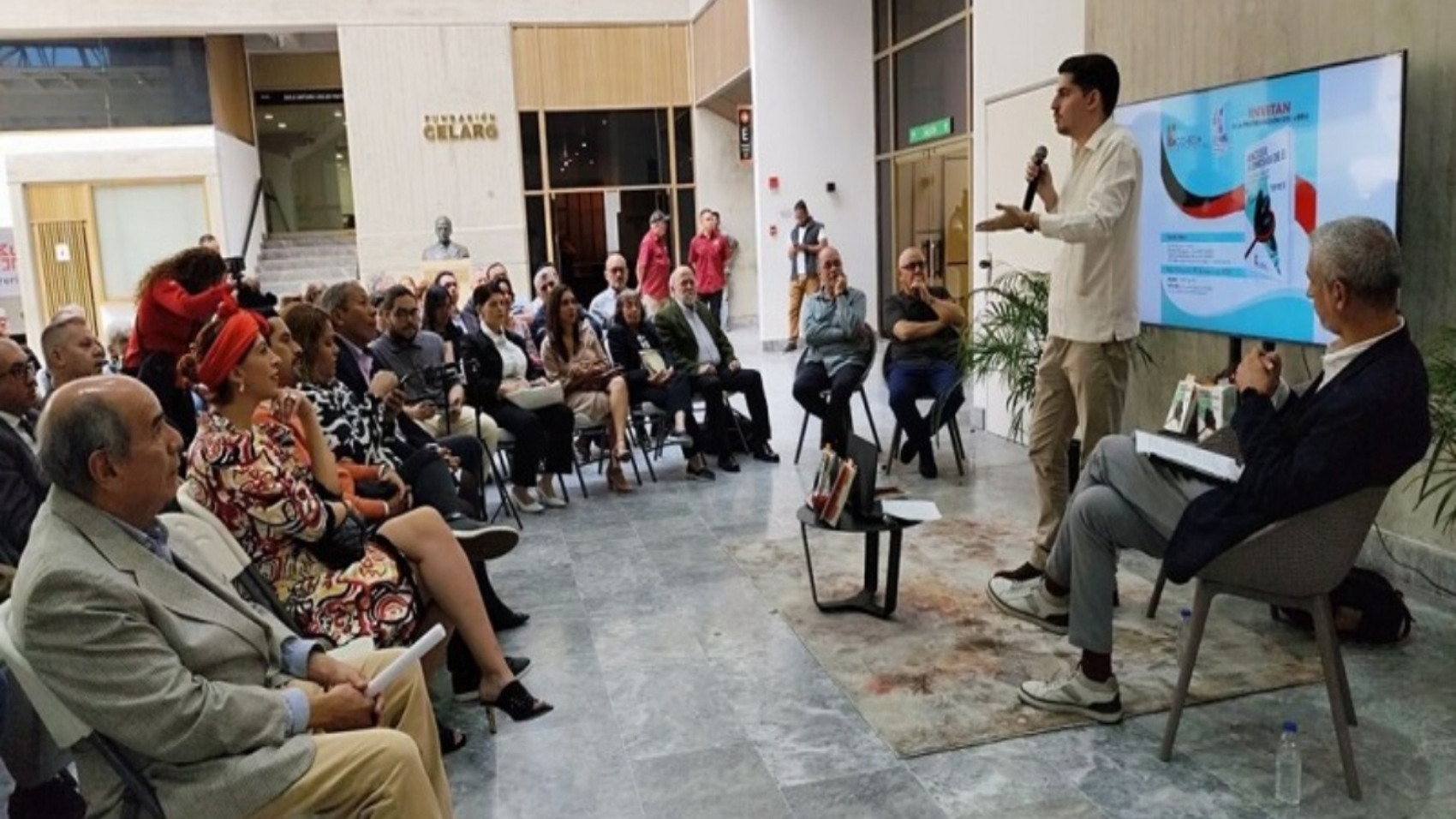 CELARG-presenta-el-libro-Venezuela-la-democracia-que-es