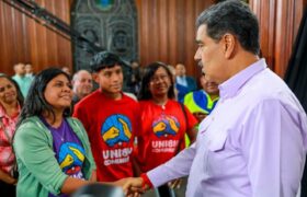 Presidente Maduro: El 2025 tiene que ser el año del Big Bang de la democracia directa
