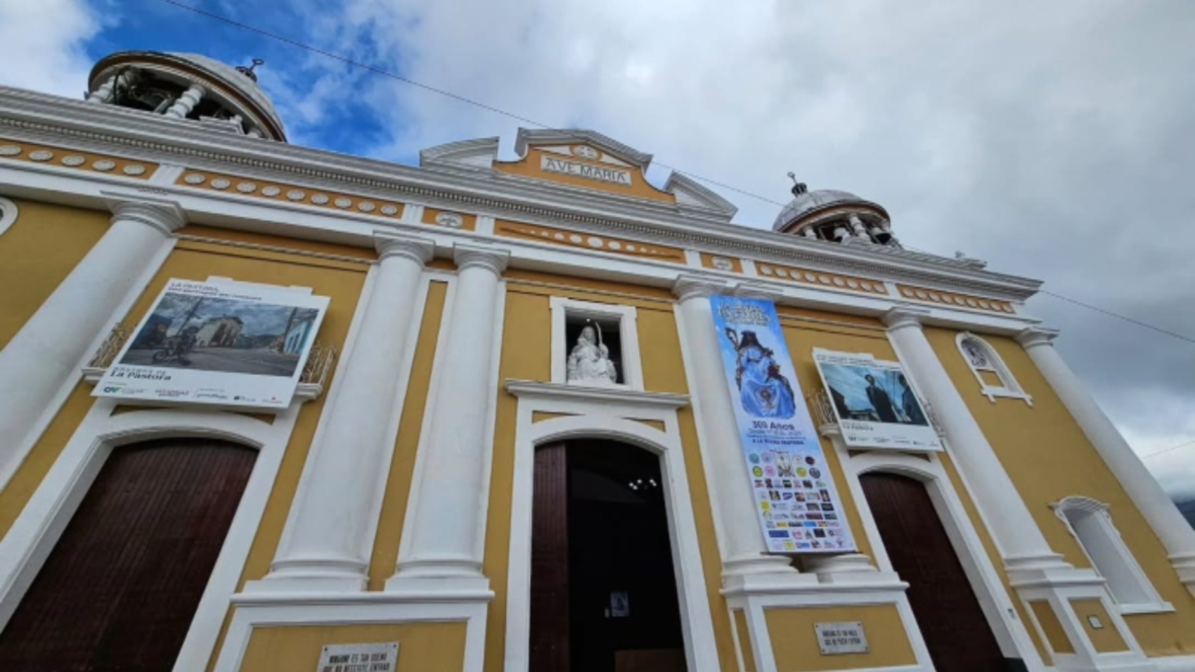 La Pastora