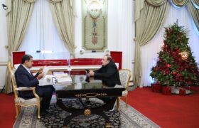 «La democracia directa y la participación del pueblo son infinitamente superiores al viejo estado burgués desgastado”