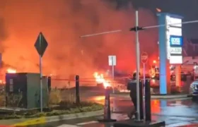 Avioneta se estrella en zona residencial de Pensilvania, EEUU