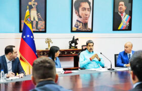 Maduro designó responsables de los motores productivos