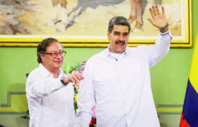 Presidente Maduro expresa apoyo a su homólogo Gustavo Petro ante sanciones a exportaciones impuestas por Estado Unidos