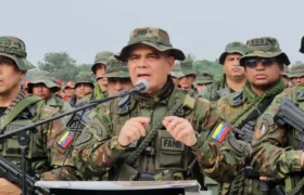 Vladimir Padrino: Abogamos por la paz de Colombia, que es la de Venezuela y de la región