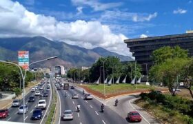 Anuncian cierre parcial en la autopista Gran Cacique Guaicaipuro