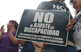 Gobierno de Milei discrimina en una resolución a personas con discapacidades