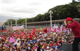 Gobierno nacional entregará primeros recursos a más de cinco mil proyectos comunales