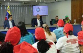 Madres cocineras inician proceso de formación en siembra