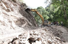 Vialidad de Monagas es mejorada con colocación de asfalto