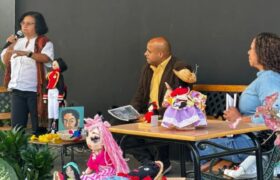 Foro «Entre Zobeyda nos Vemos» reúne a conocedores del arte de las muñequeras
