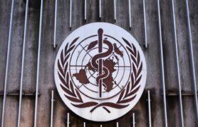 Argentina anuncia su salida de la Organización Mundial de la Salud