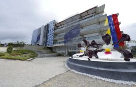 Universidad Nacional de las Ciencias dictará carrera de Ingeniería en Inteligencia Artificial