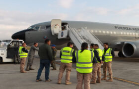 Colombia traslada a 109 ciudadanos deportados de EEUU con la Fuerza Aérea