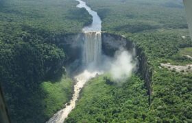 Jefe de Estado: El 27-A vamos a elegir un gobernador para la Guayana Esequiba