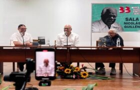 Poemario “Río quemado” conmueve al pueblo cubano en FilhCuba2025