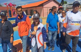 Entregan espacios recuperados de la escuela “Paula Berbecía” de Valencia