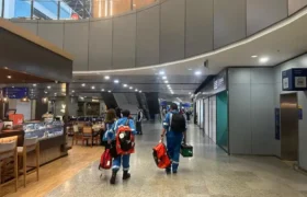 Brasil: Aterrizaron en Fortaleza 111 migrantes deportados por EE. UU.