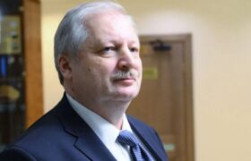 Vladímir Putin nombra a Alexandr Darchev embajador de Rusia en EEUU