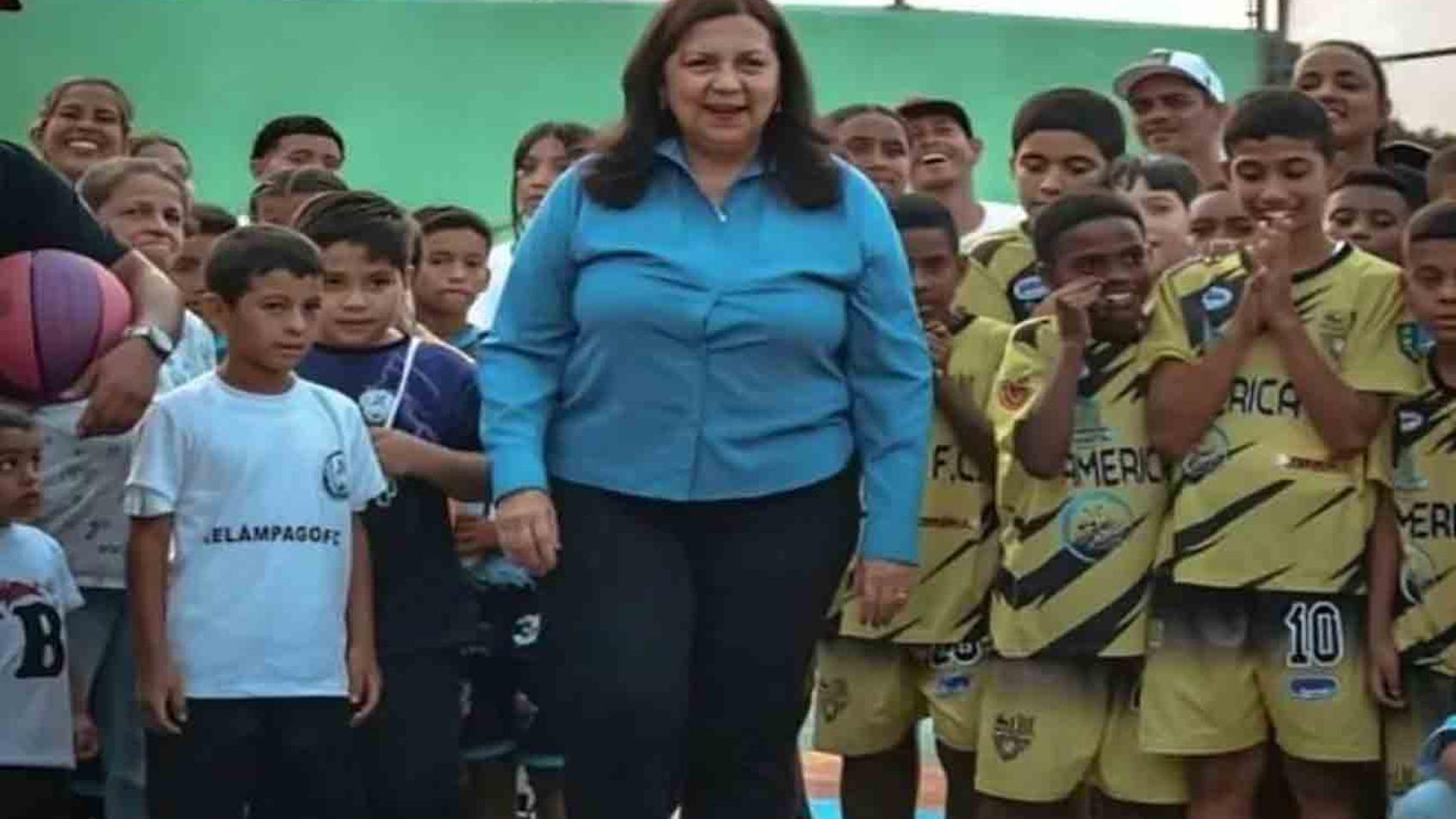 Alcaldía de Caracas entregó rehabilitación de una cancha en Nuevo Horizonte