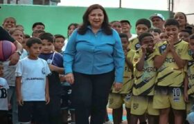 Alcaldía de Caracas entregó rehabilitación de una cancha en Nuevo Horizonte