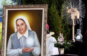 Papa Francisco aprueba canonización de beata venezolana Carmen Rendiles
