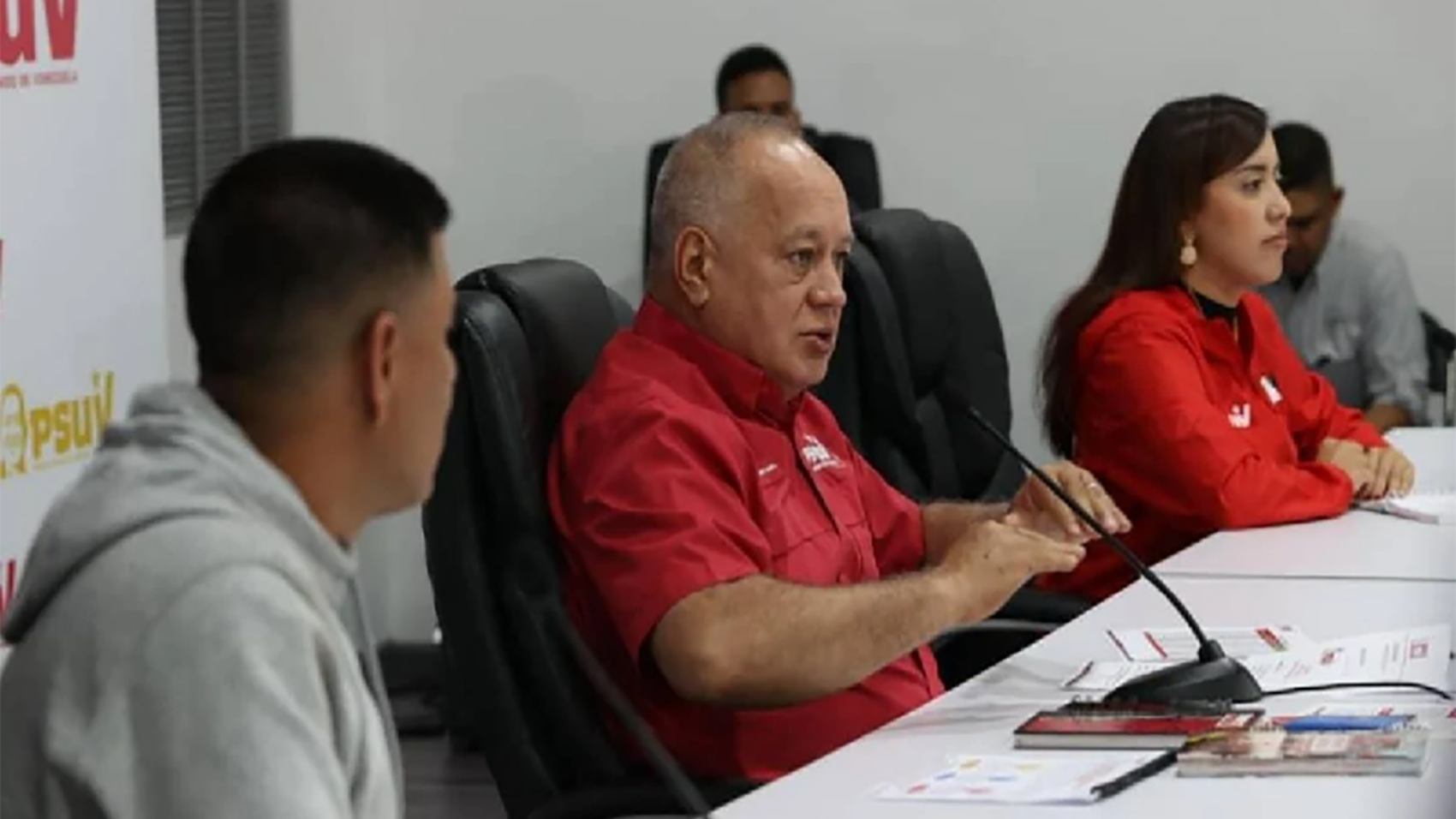 Gobernadores y alcaldes deben haber financiado proyectos comunales para postularse a comicios