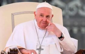 Papa Francisco será dado de alta este domingo y reaparecerá en público