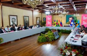 Consejo Político del ALBA-TCP evalúa situación de migrantes y la paz de la región