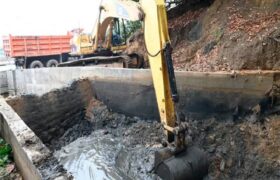 Supervisan limpieza de cauces, quebradas y torrenteras en La Guaira